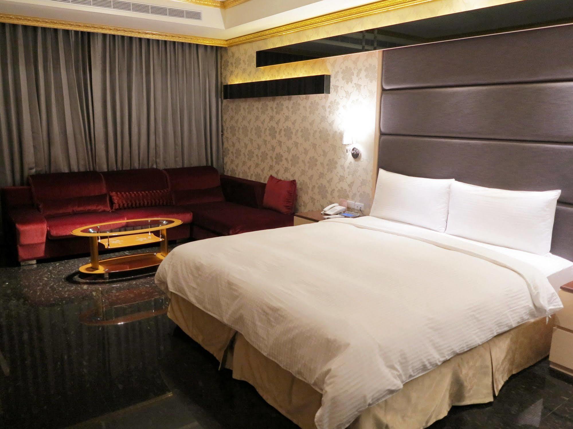 Gold Sand Hotel Hsinchu stad Exteriör bild